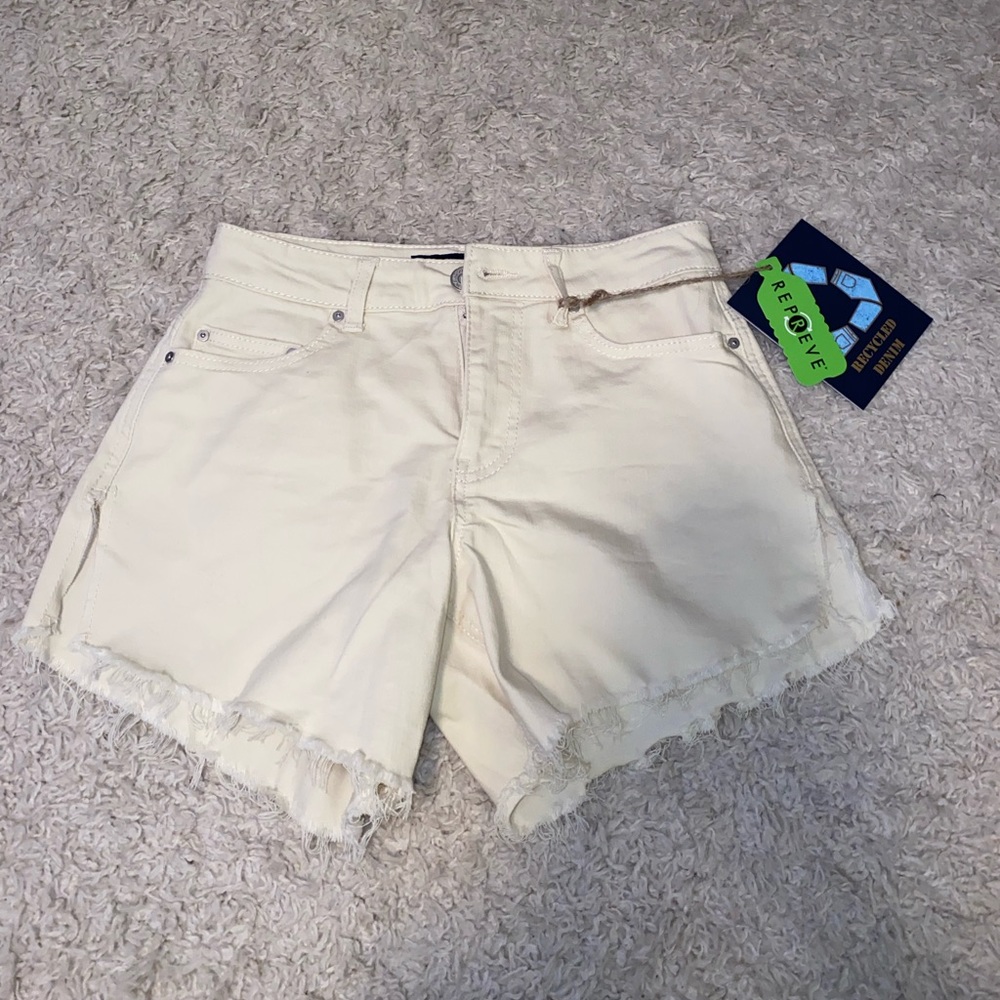 Indio Rein Jean Shorts